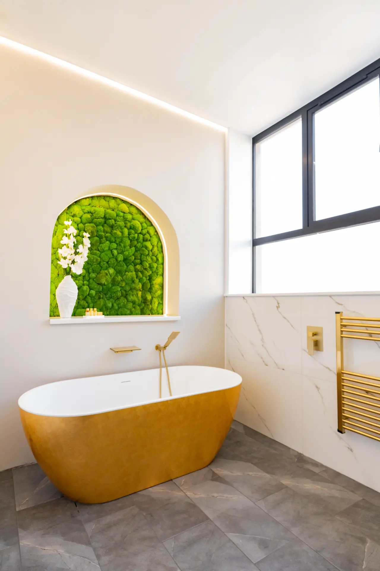 abovehotels Gallery22 image